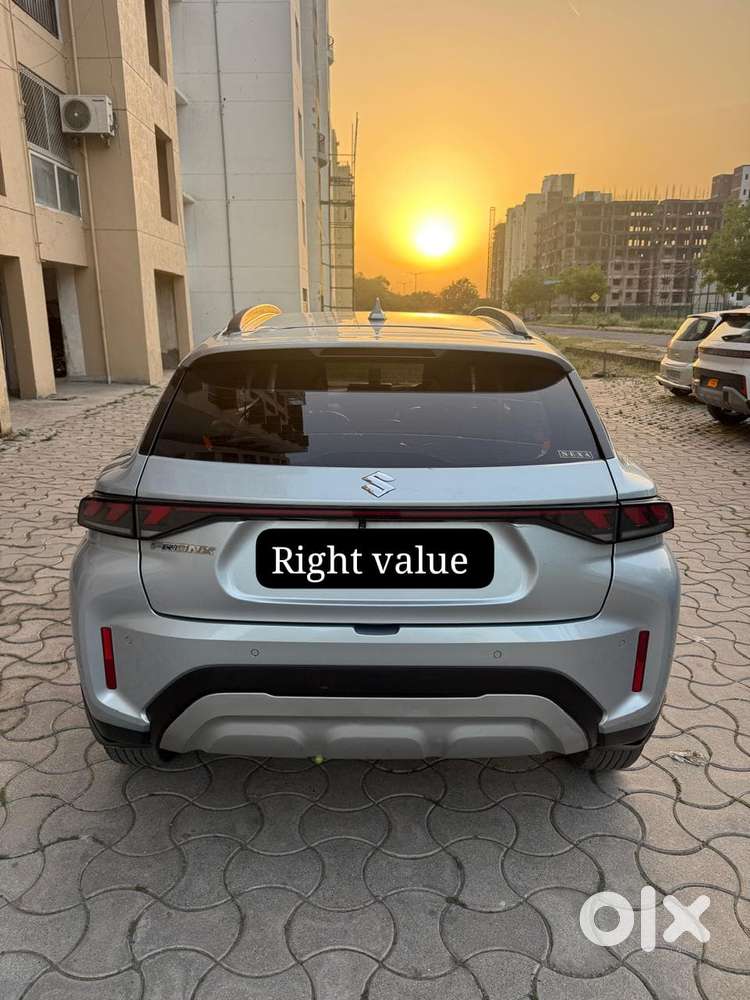 Maruti Suzuki Fronx Sigma 1.2 Mt, 2023, Petrol