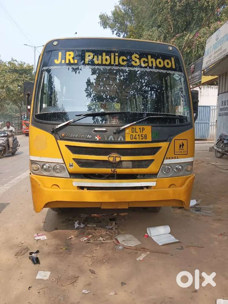 Good Condition 21 Seater