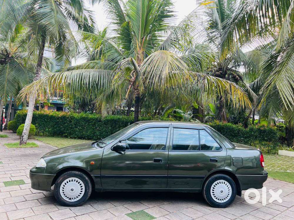 Maruti Suzuki Esteem Lx, 1999, Petrol