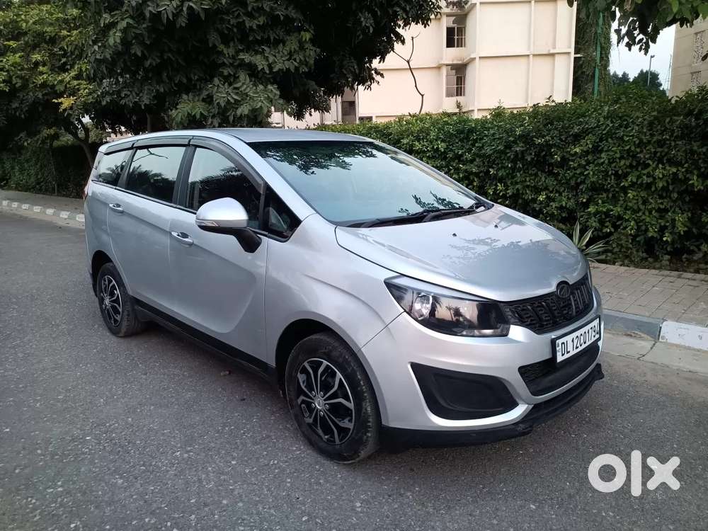 Mahindra Marazzo M4, 2018, Diesel