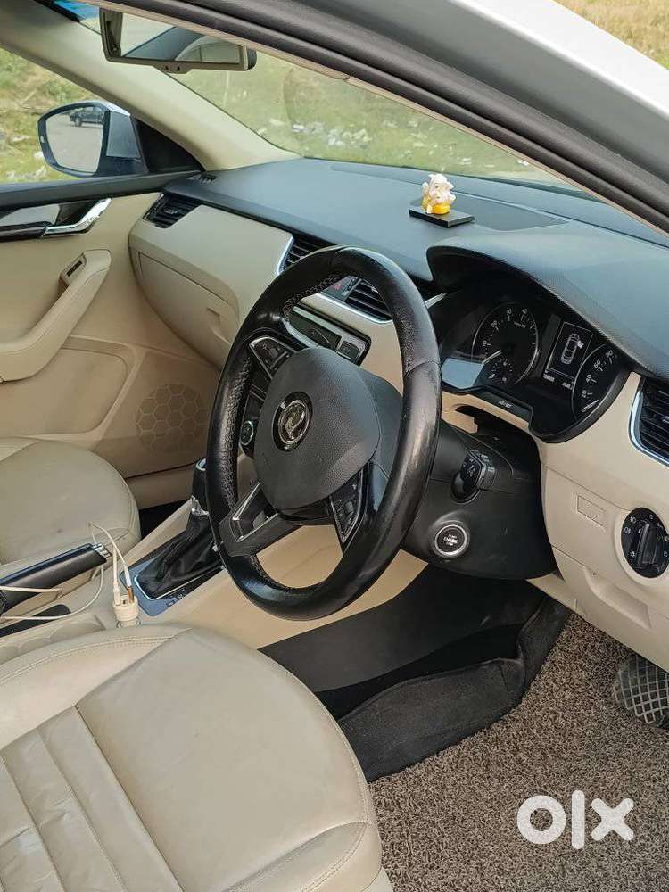 Skoda Octavia 2013-2017 Elegance 1.8 Tsi At, 2016, Petrol