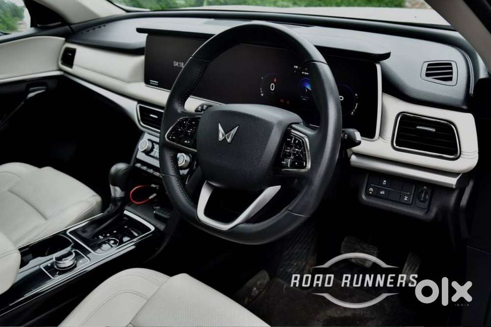 Mahindra Xuv700 2.2 Ax 7 Diesel At Luxury Pack Str Awd, 2024, Diesel