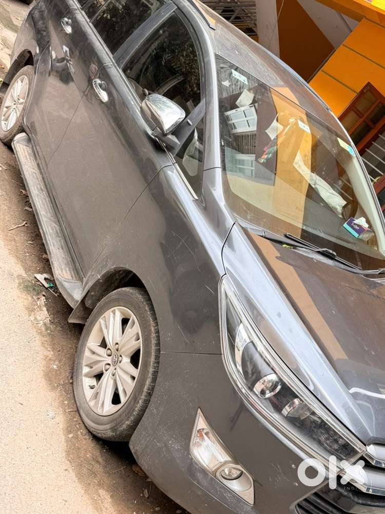 2020 Toyota Innova Crysta
