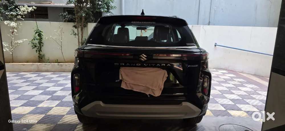 Suzuki Grand Vitara Mid Night Black Colour