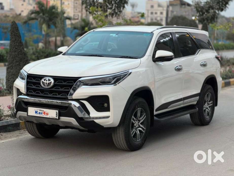 Toyota Fortuner [2021-ongoing] 2.8 2wd Diesel At, 2024, Diesel