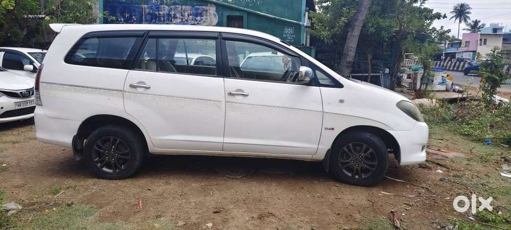 Toyota Innova 2.5 V 7 Str, 2012, Diesel