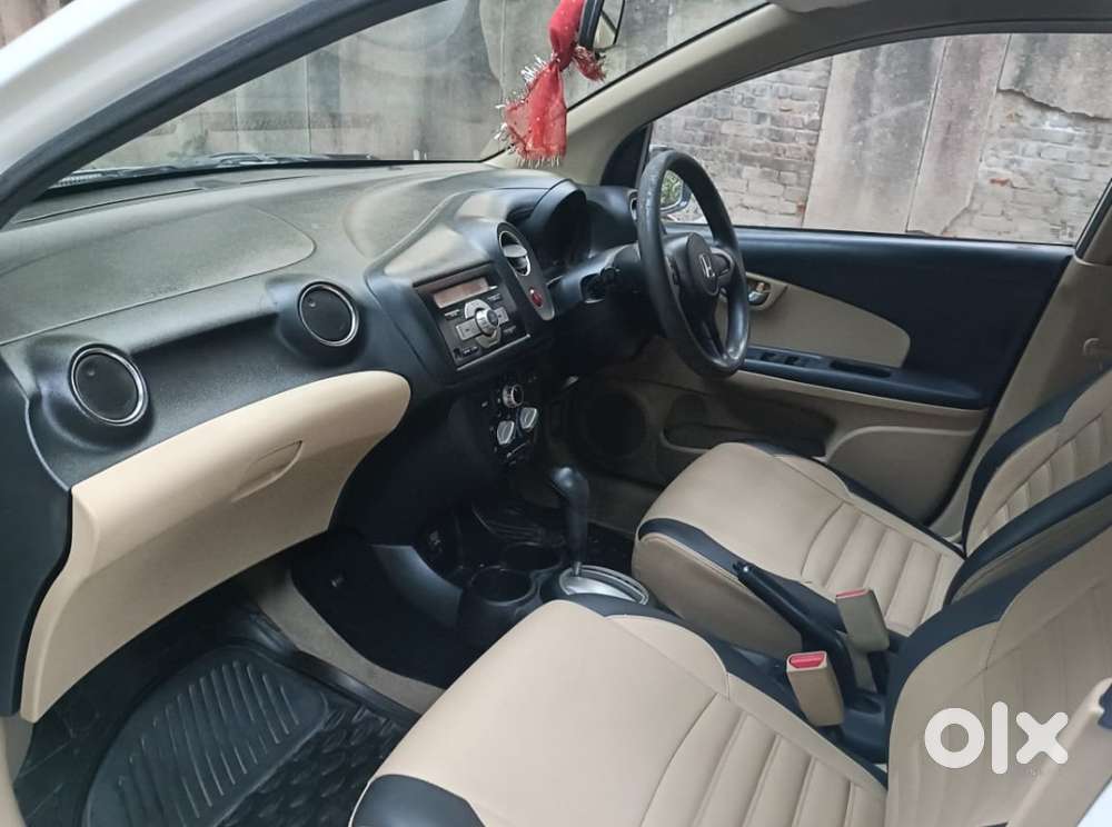 Honda Brio Vx (o) At, 2017, Petrol