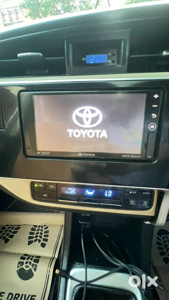 Toyota Corolla Altis Petrol Manual 2017 Single