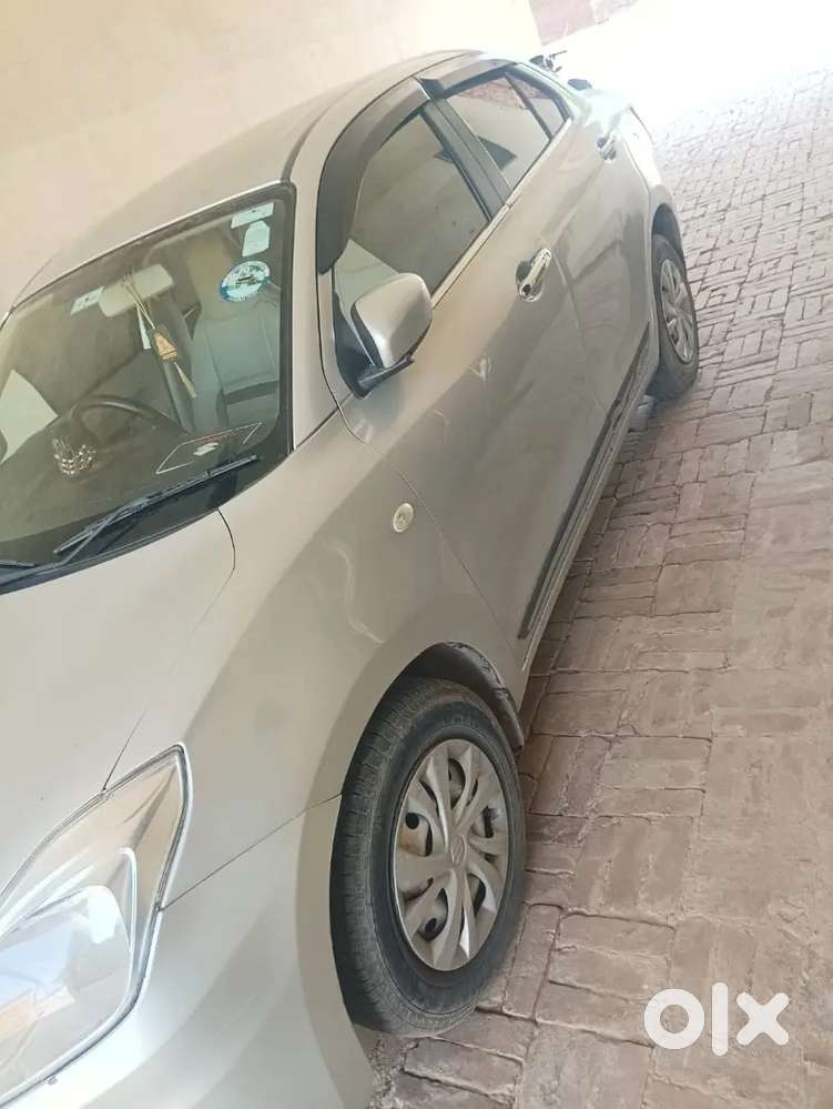 Selling Maruti Suzuki Dezire