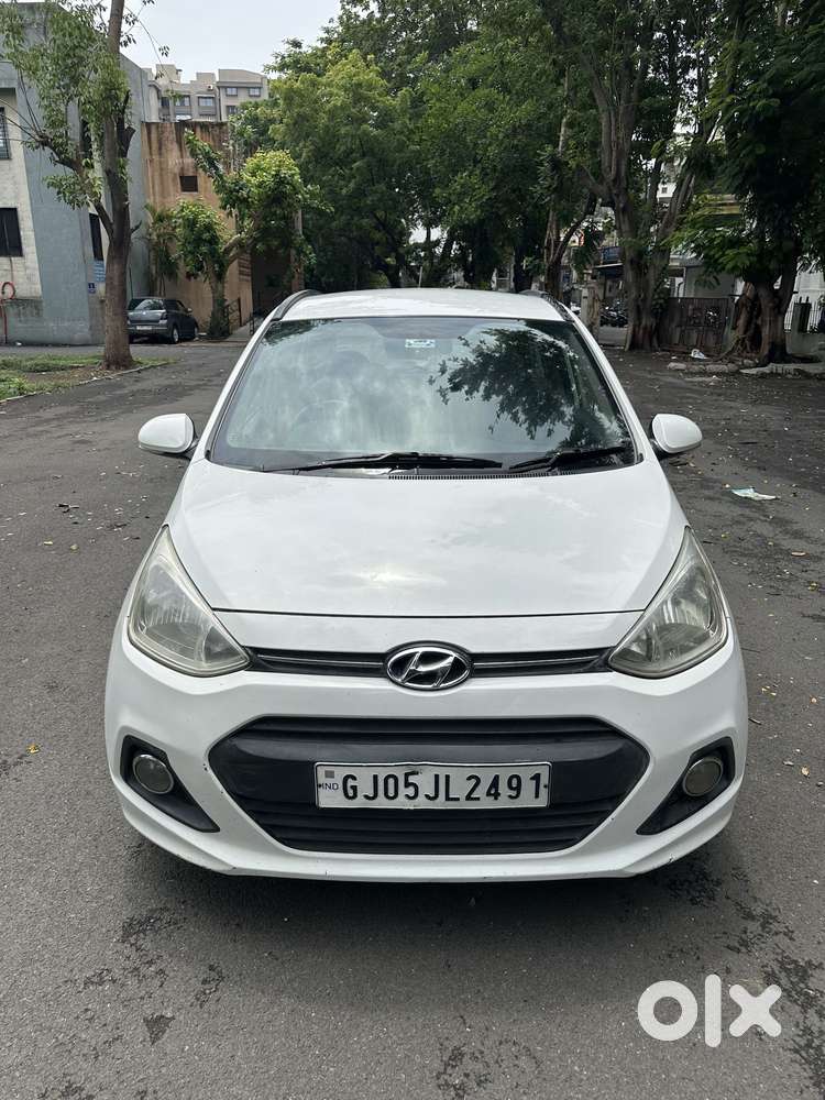 Hyundai Grand I10 1.2 Kappa Sportz Option, 2015, Cng & Hybrids