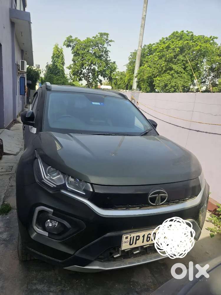 Tata Nexon Xza+s Petrol Automatic