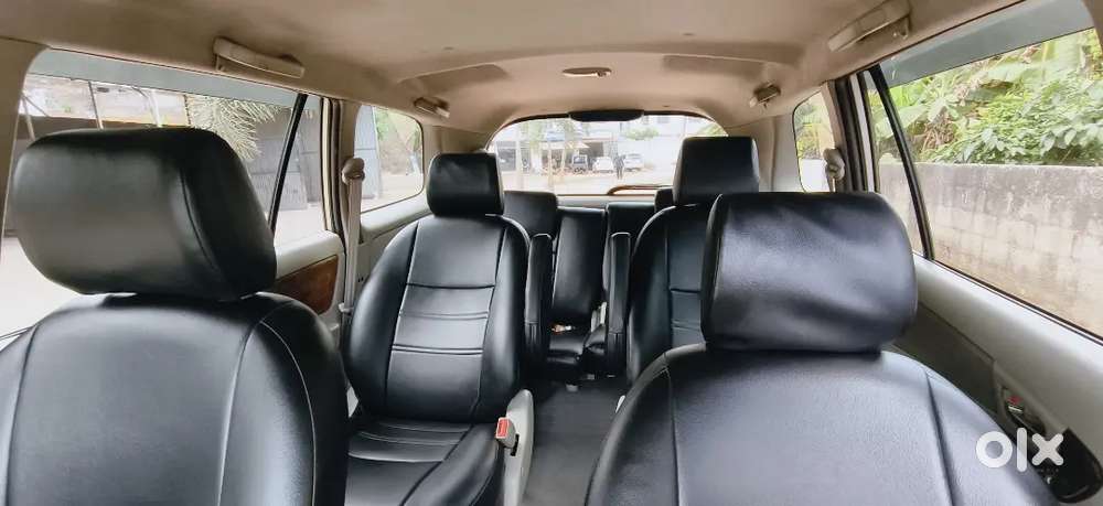 Toyota Innova 2012 Diesel Well Maintained