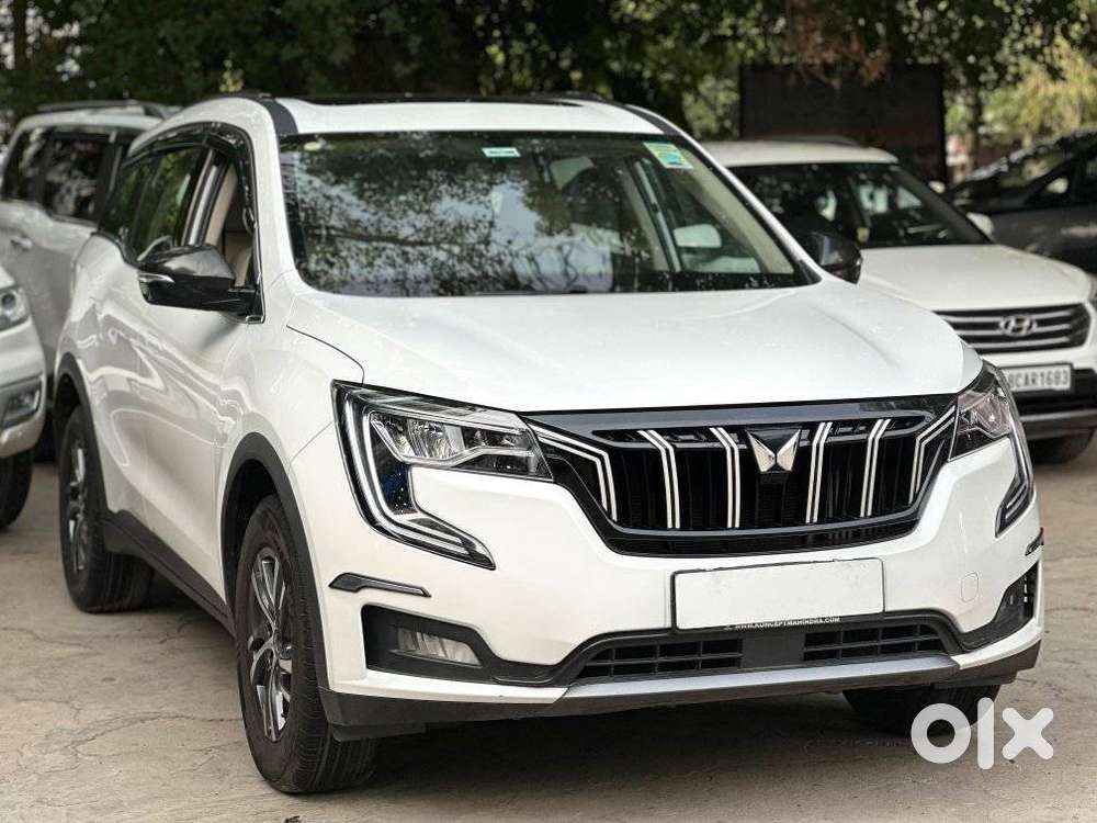 Mahindra Xuv700 2.0 Ax 5 Petrol Mt Str, 2022, Diesel
