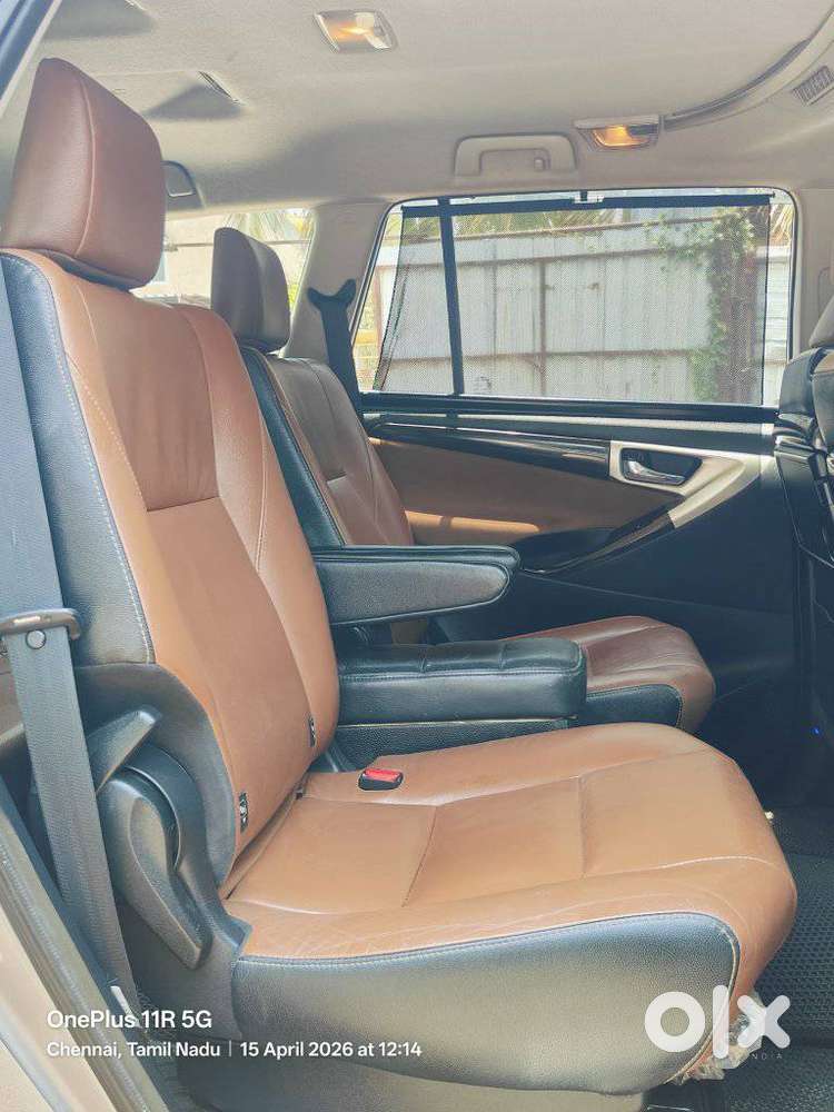 Toyota Innova Crysta 2.8z Automatic, 2016, Diesel