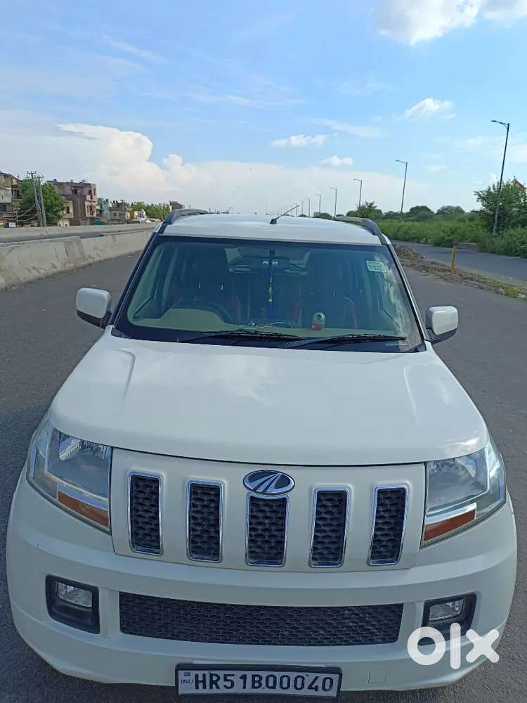 Mahindra Tuv 300 2017 All Ok And With Service Records And Vip Number