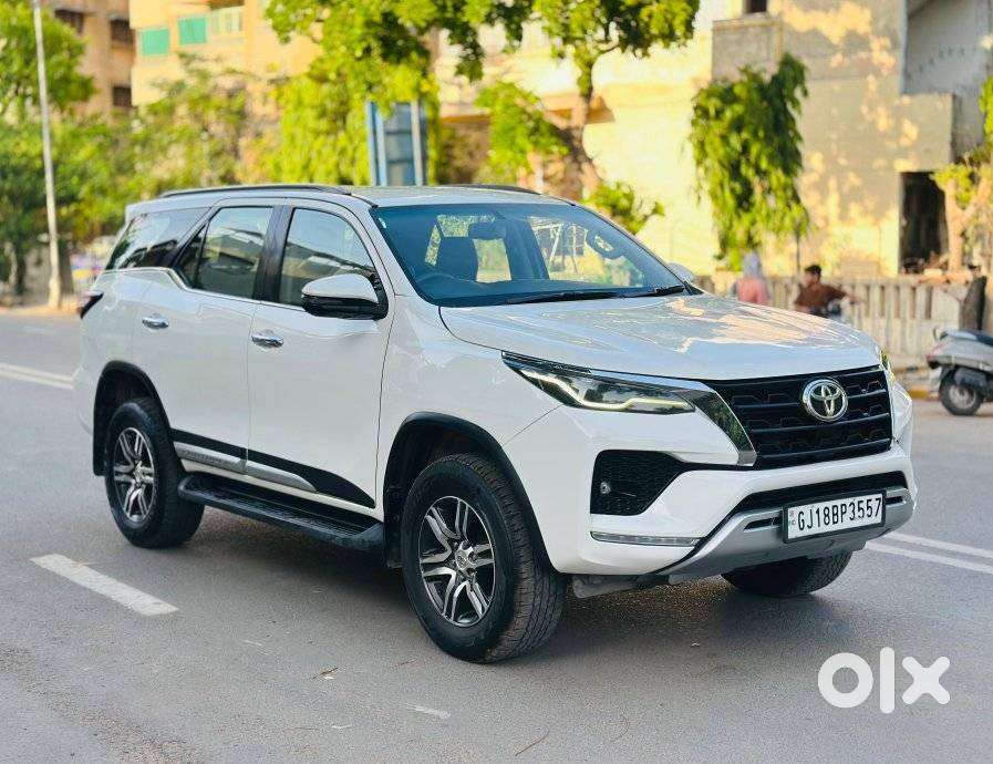 Toyota Fortuner 4x2 At 2.8 Diesel, 2021, Diesel