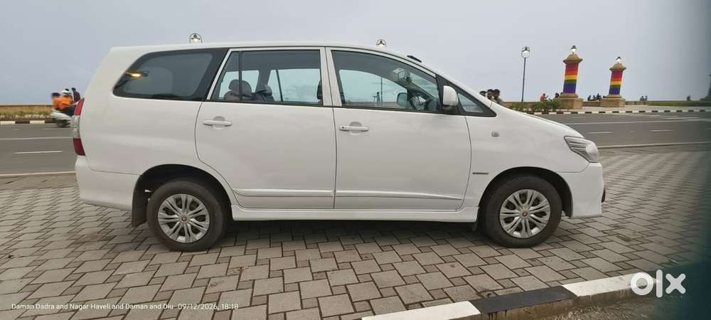 Toyota Innova Diesel 128000 Km Driven