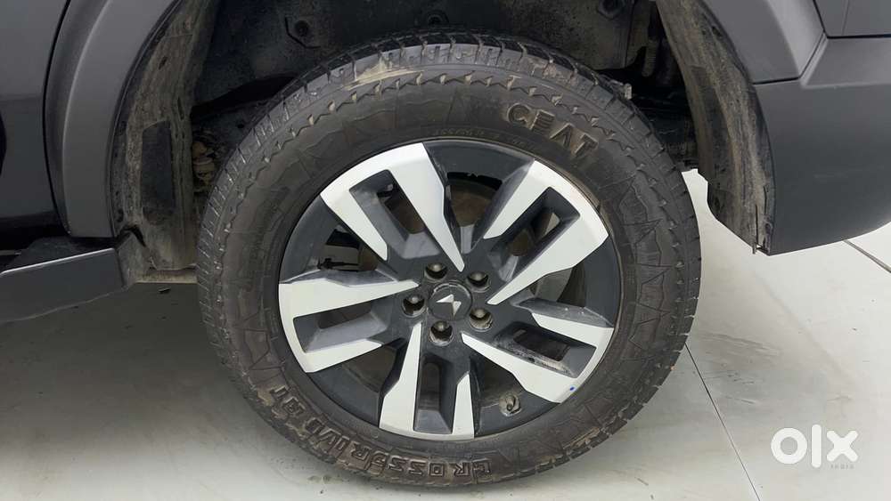 Mahindra Thar Lx Hard Top Diesel Mt Rwd, 2023, Diesel