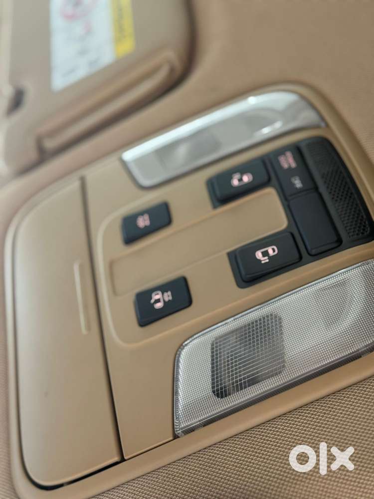 Kia Carnival Premium, 2020, Diesel