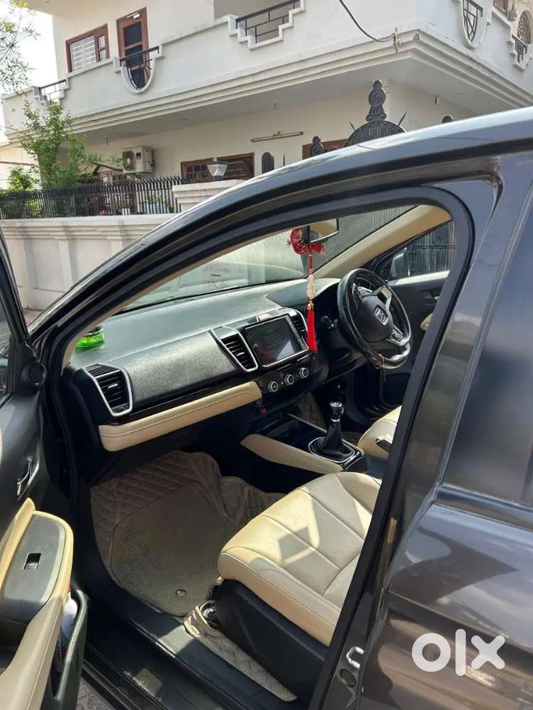 Honda City Zx 2021 Petrol 40500 Km Driven