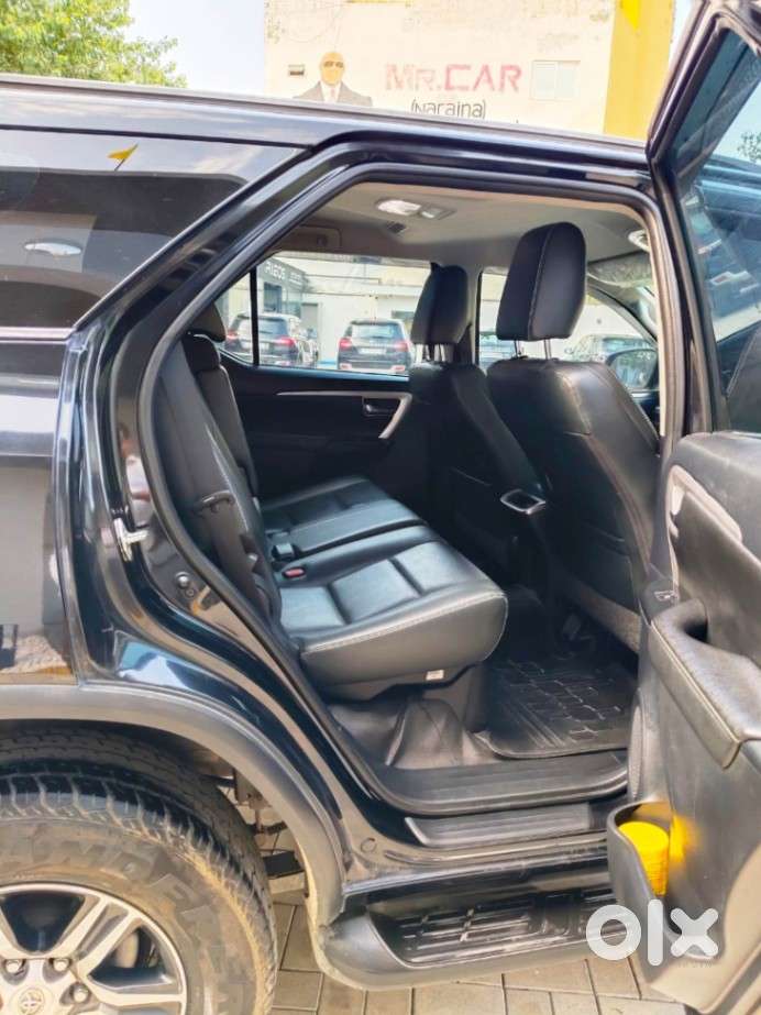 Toyota Fortuner 4x2 At 2.8 Diesel, 2023, Diesel