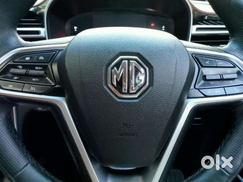 Mg Hector Plus Sharp Pro 1.5 Turbo Petrol Cvt 7 Str, 2025, Petrol