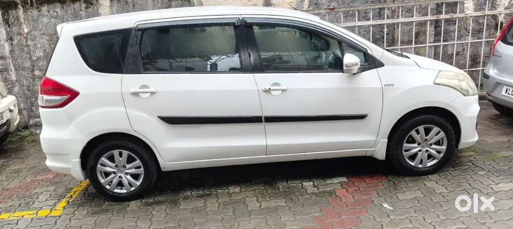 Ertiga Zxi At Shvs 2017 Year Model