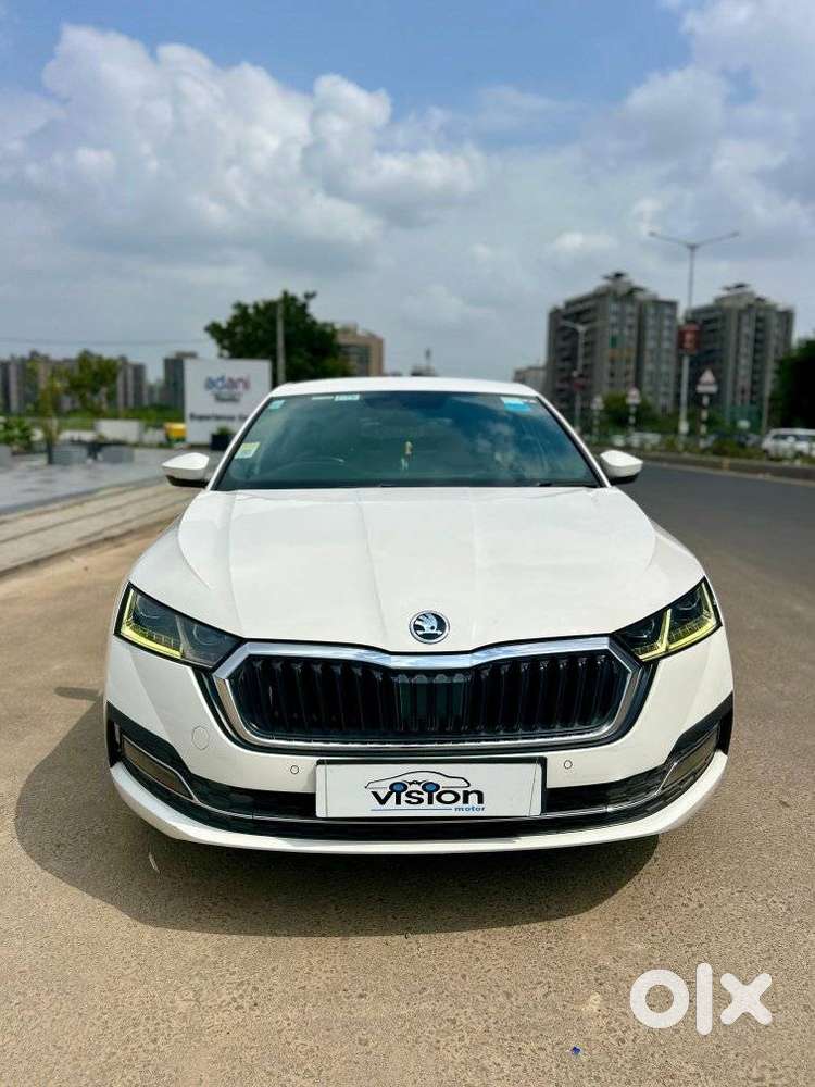Skoda Octavia 2.0 L K Tsi At, 2019, Petrol