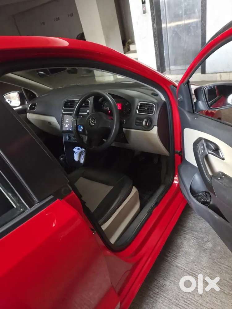 Volkswagen Polo 2012 Diesel 124124 Km Driven.