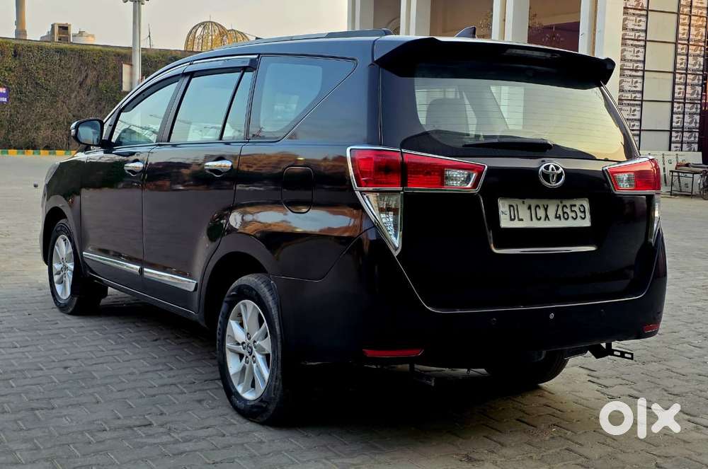 Toyota Innova Crysta 2.4 G Mt, 2017, Diesel