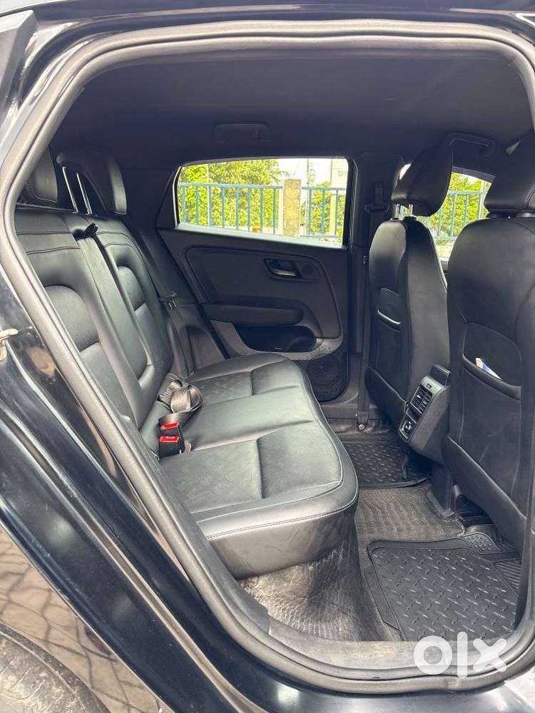 Tata Nexon Amt Xza Plus, 2022, Petrol