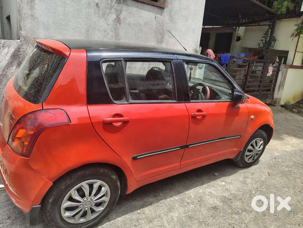 Maruti Suzuki Swift 2015