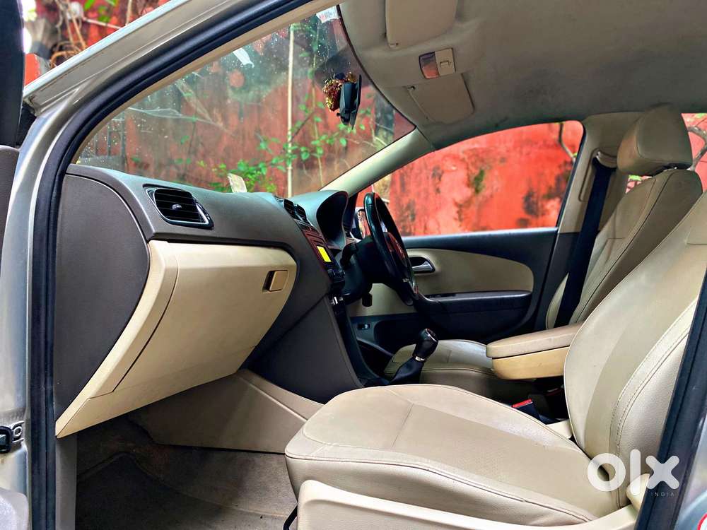 Volkswagen Vento 1.5 Highline Connect Edition, 2013, Petrol