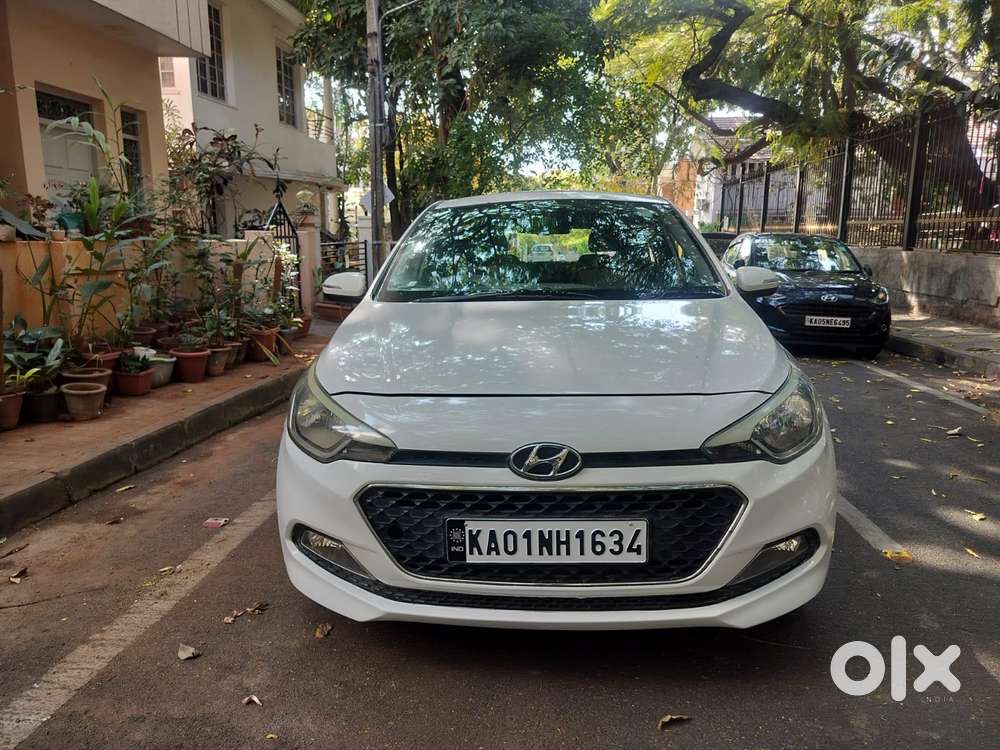 Hyundai Elite I20 Sportz (o) 1.2, 2014, Petrol