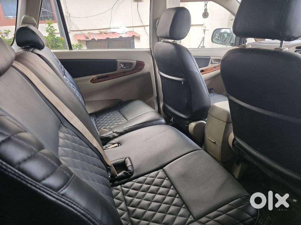 Toyota Innova 2.5 Vx 8 Seater Bs Iv, 2008, Diesel