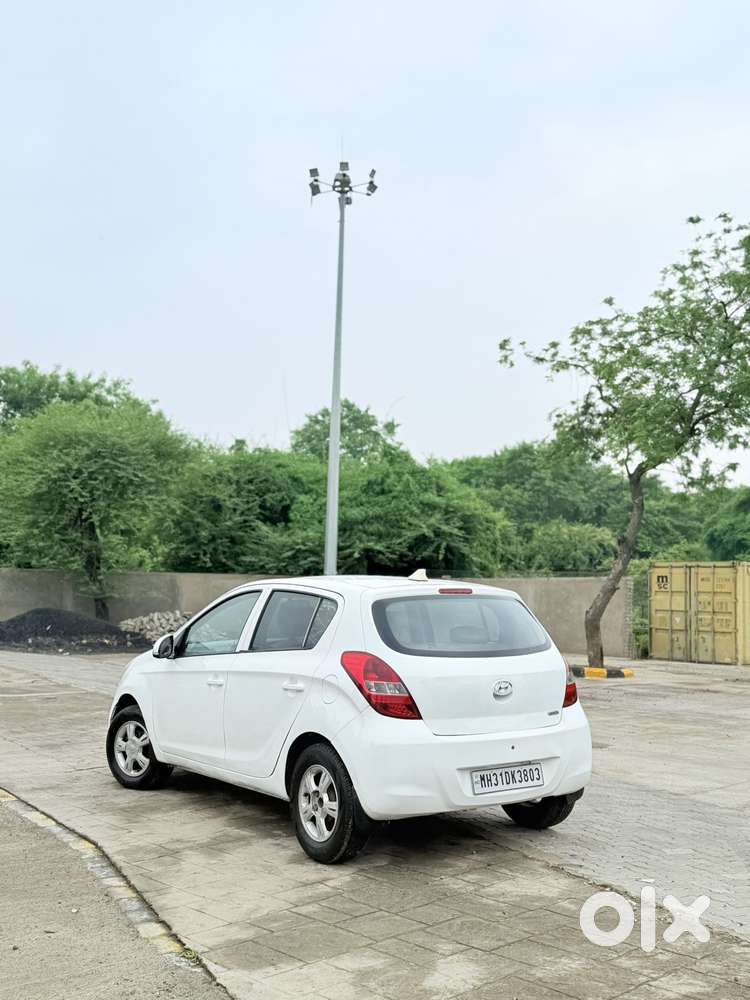 Hyundai I20 Sportz 1.2 Bs-iv, 2011, Petrol