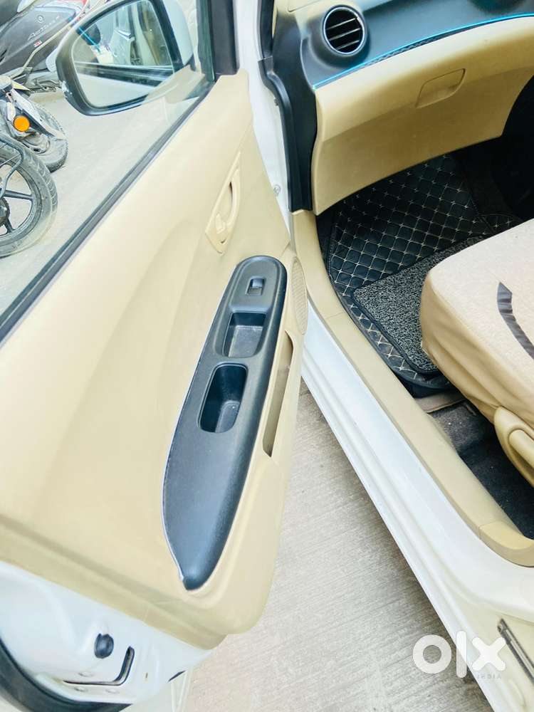Honda Amaze Petrol 2015