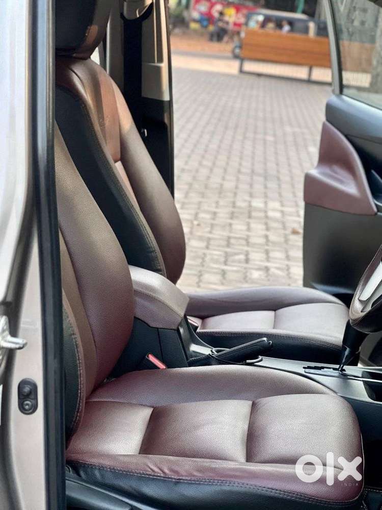 Toyota Innova Crysta 2.8 Gx At 8s, 2018, Diesel