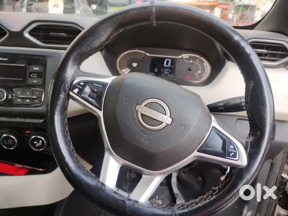 Nissan Magnite 2021 Petrol 61204 Km Driven