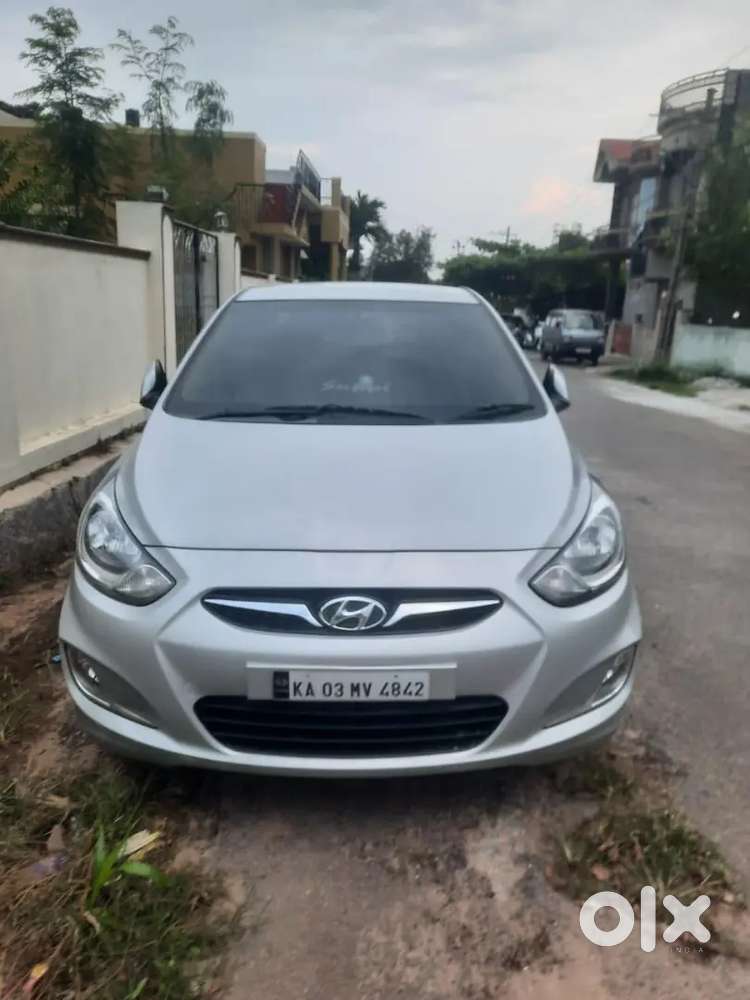 Hyundai Fluidic Verna 2015