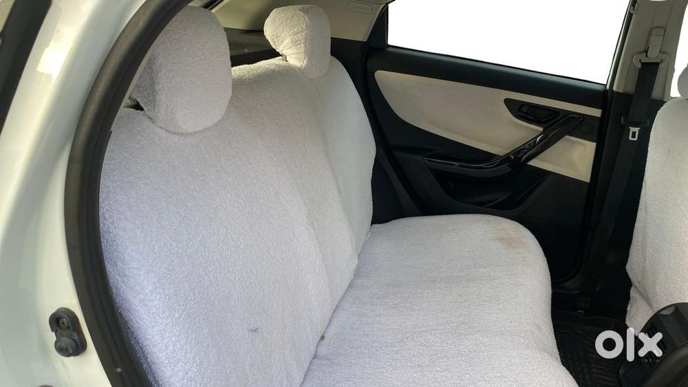 Tata Nexon Pure (s) 1.2 Petrol 6amt, 2024, Petrol