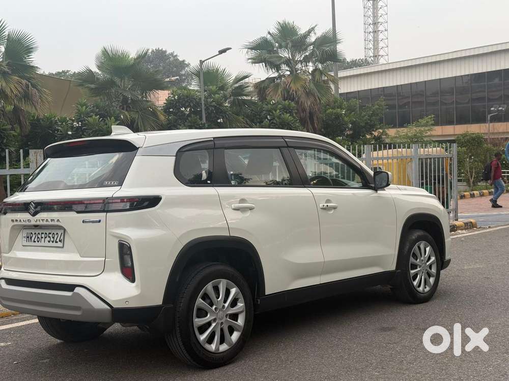 Maruti Suzuki Grand Vitara 1.5 Delta Smart Hybrid At, 2024, Petrol