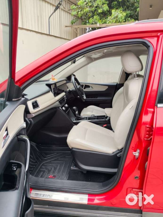 Mahindra Xuv700 2.2 Ax 7 Diesel At Luxury Pack Str, 2022, Diesel