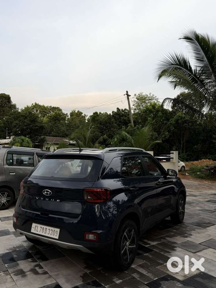 Hyundai Venue S 1.2 Petrol, 2021, Petrol