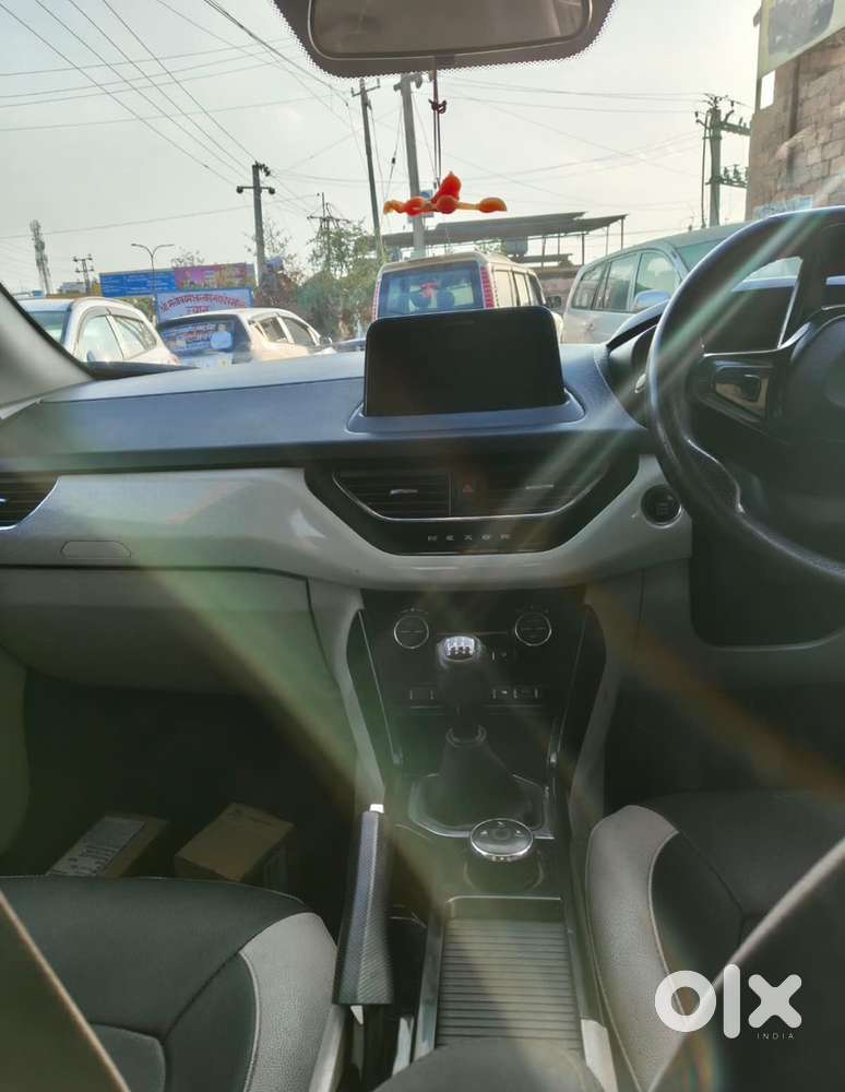 Tata Nexon Petrol Well Maintained