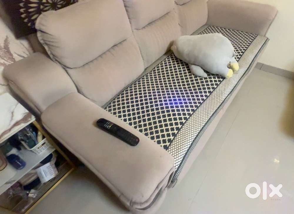3 sitter Sofa soft foam