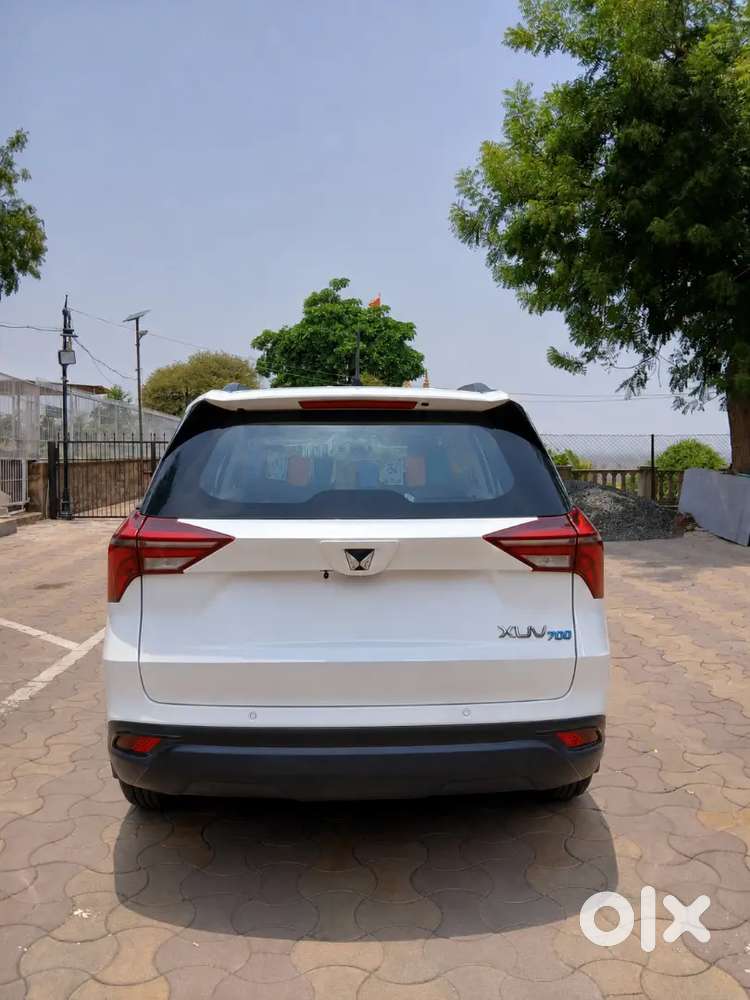 2022 Xuv700 Mx Petrol  25000 Km  Excellent Condition