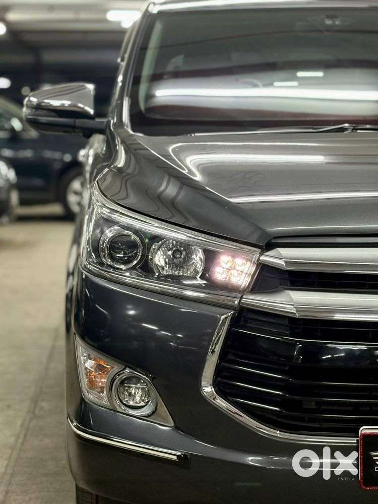 Toyota Innova Crysta