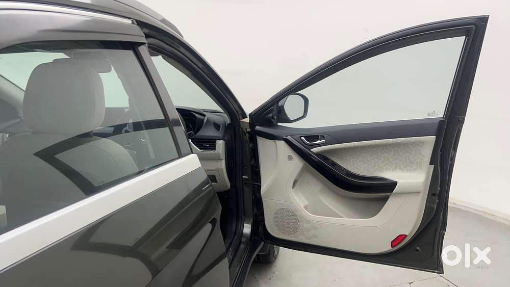 Tata Nexon 1.5 Revotorq Xza Plus Premium, 2022, Diesel