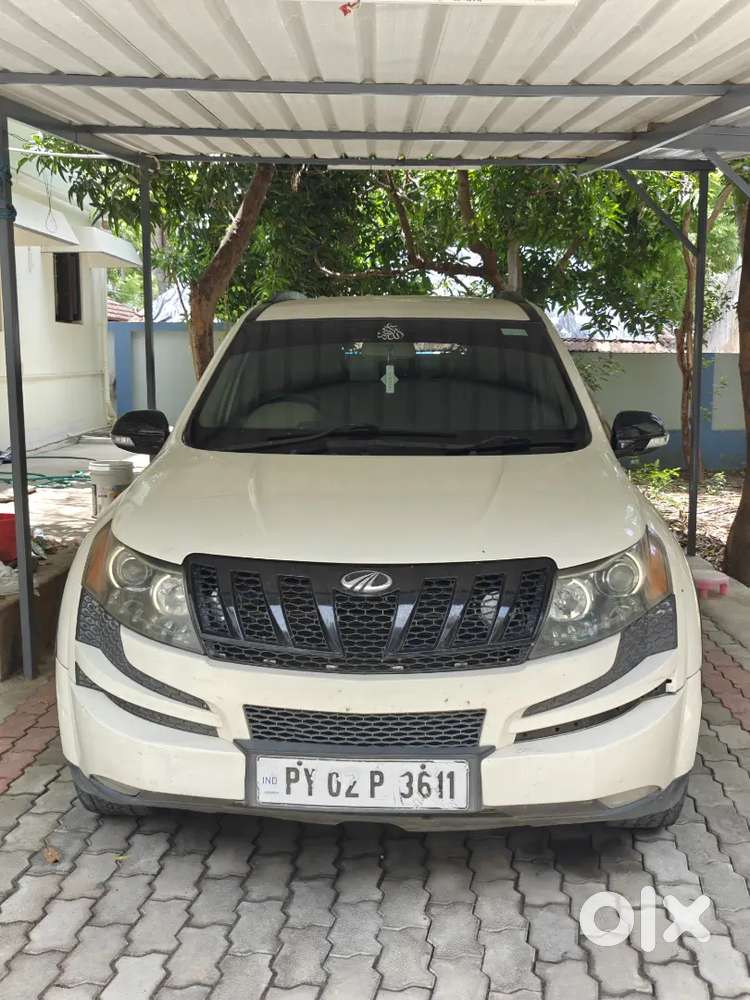 Mahindra Xuv500 2.2 W8 2015